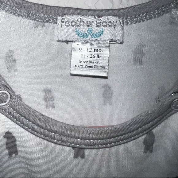 Feather baby one piece romper - Picture 2 of 3